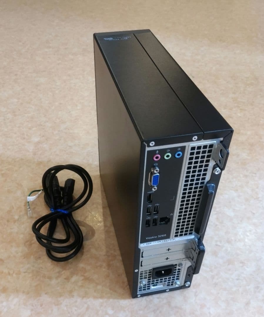 ★ i7-7700 ★ 16GB ★ Vostro 3268 ★