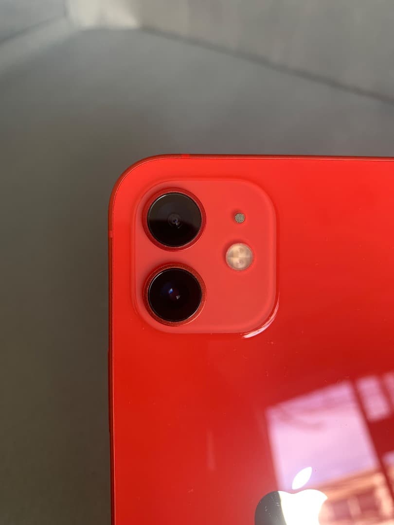 超美品　国内版　SIMフリー　iPhone12 64GB レット色