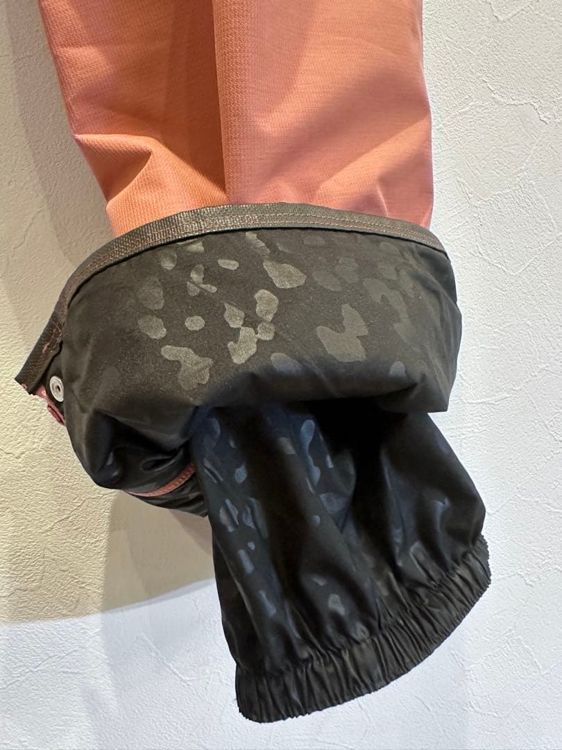 VOLCOM ウーマンズ用　スノーボードウェア　サイズM