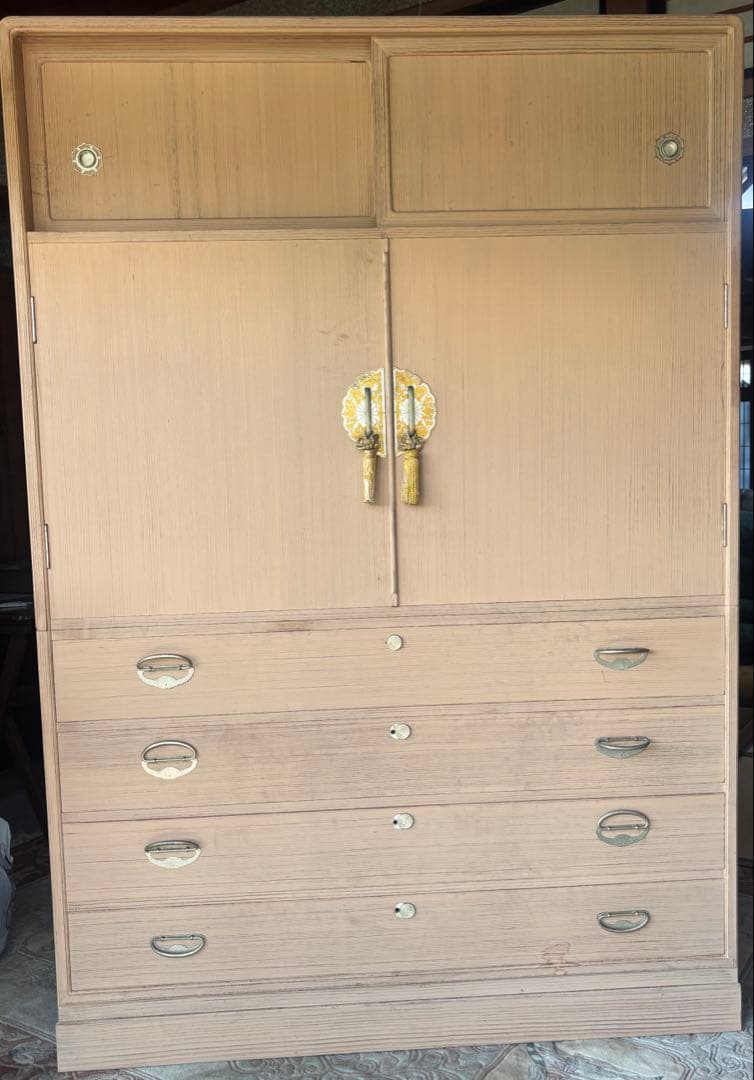 【専用】総桐箪笥 可動棚付き 収納力抜群