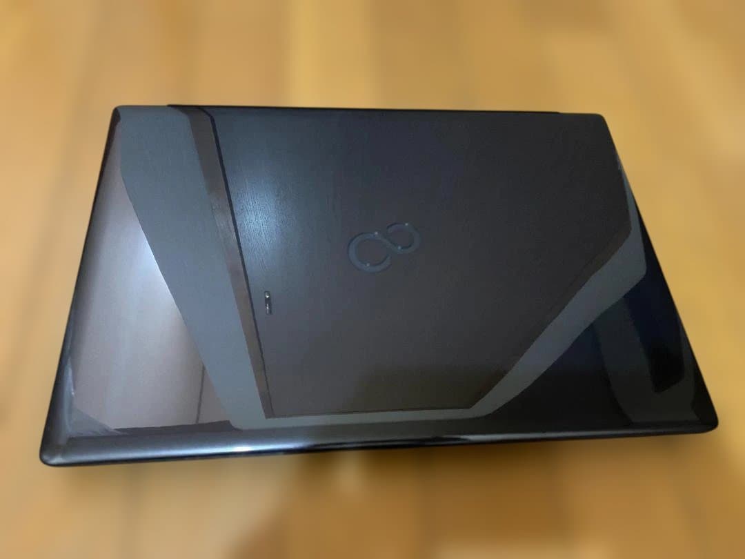 富士通　2021年製　WA1/F3 ジャンク　SSD RAM無し　BIOS OK