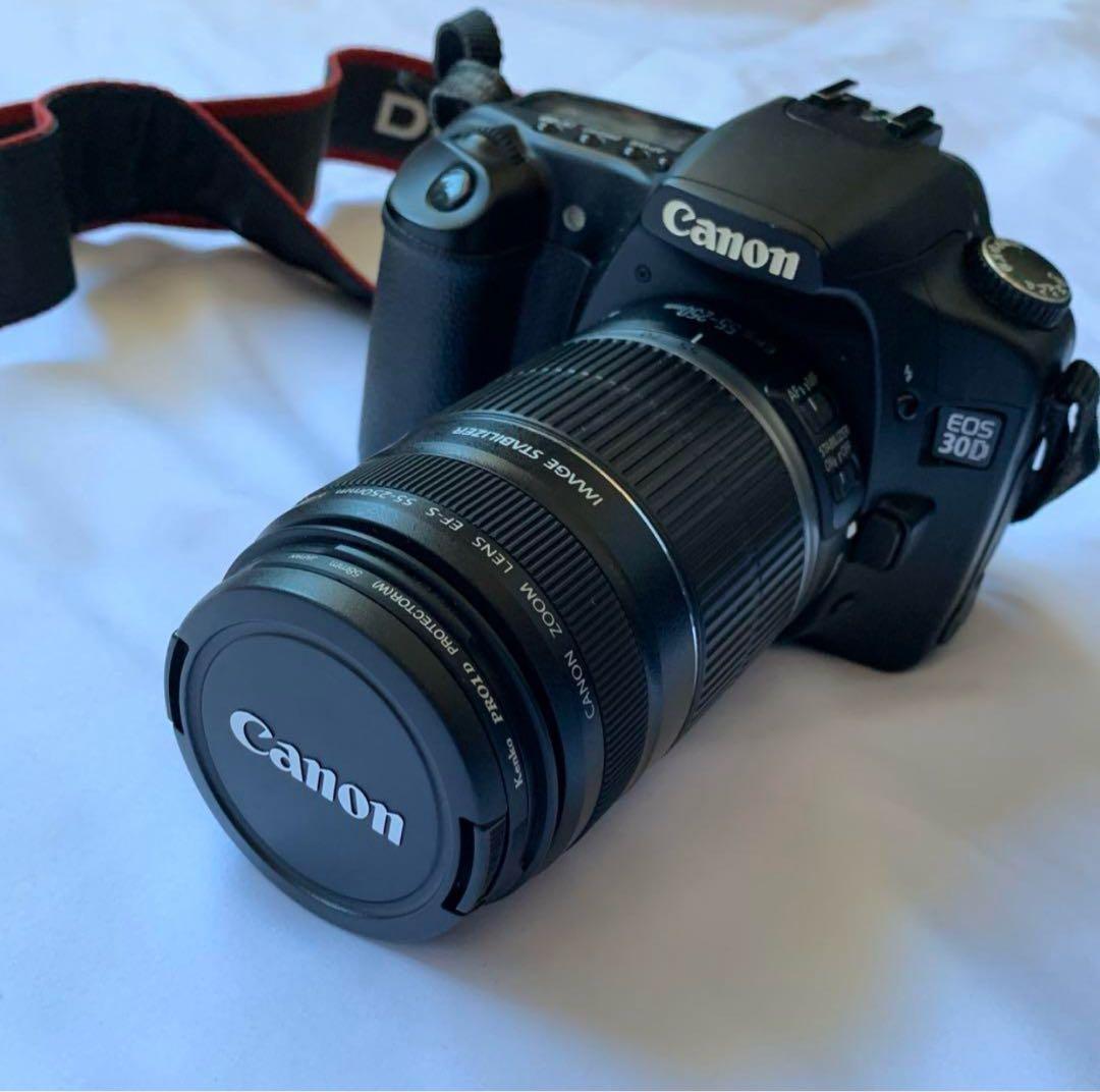 ⭐️ズームレンズセット⭐️キャノン　Canon EOS 30D カメラ