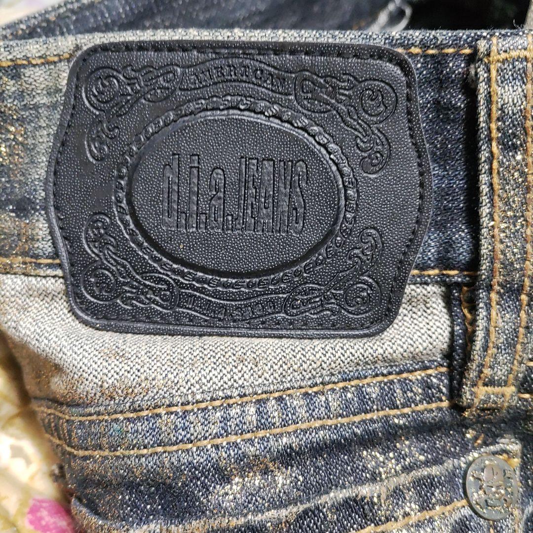 r.d.a. jeans ダメージデニムショートパンツ　23インチ