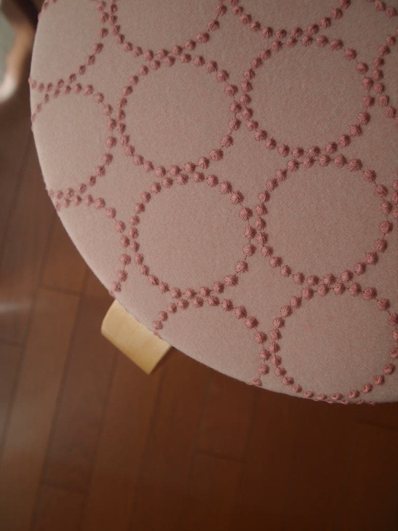 piroroさん専用 ミナペルホネン ハンドメイド ラウンドスツール 生地 椅子