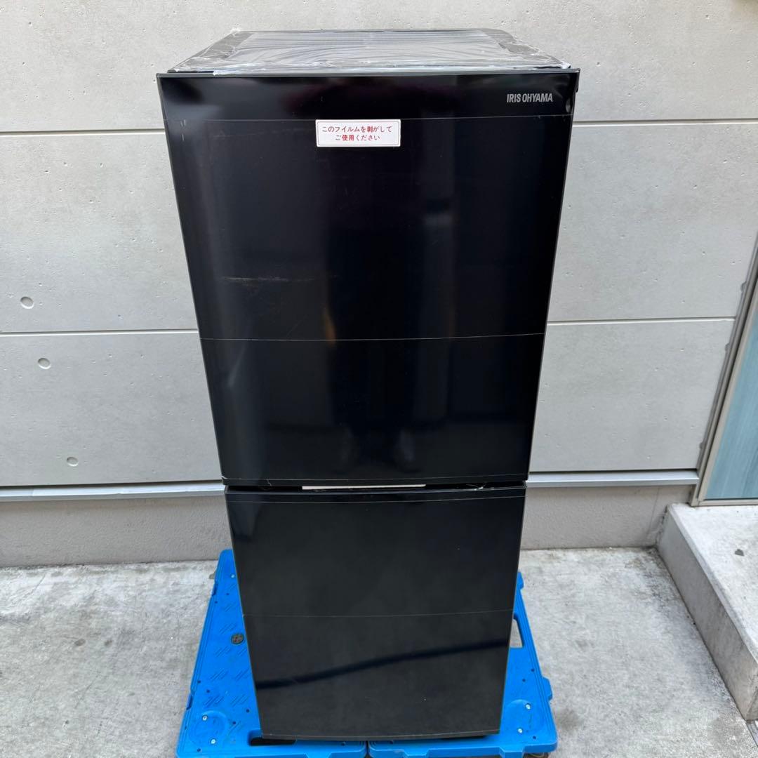223⭐️2025年製★新品、未使用品★アイリス　冷蔵庫　ブラック　黒　一人暮らし