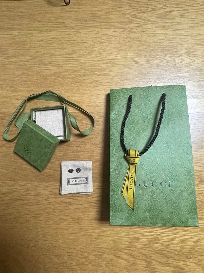 GUCCI インターロッキングピアス