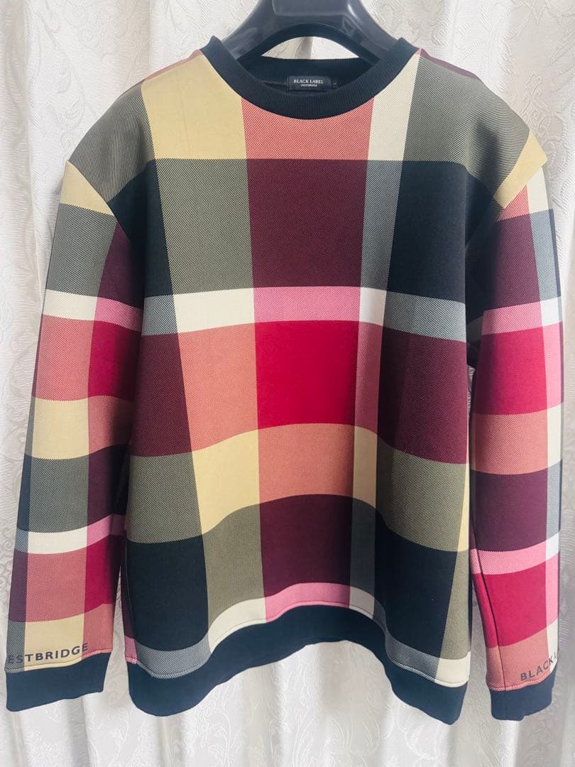 バーバリーチェック柄トレーナーLサイズ