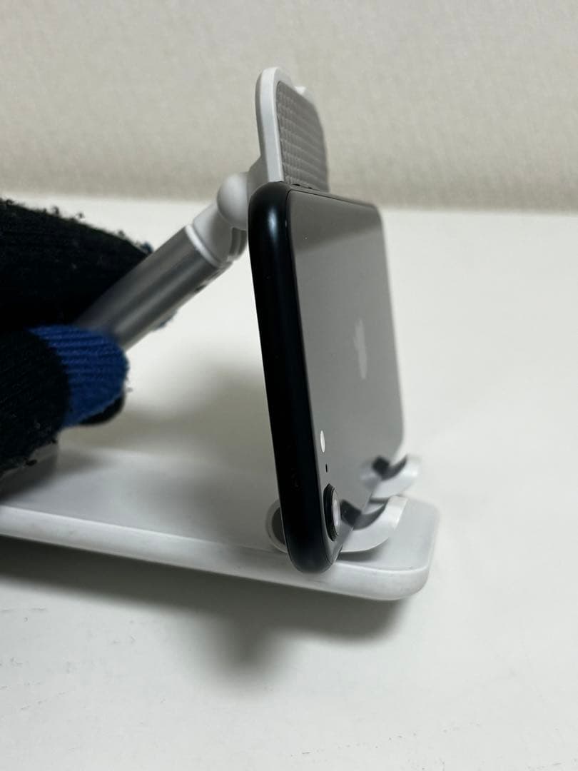 Apple iPhone SE (第3世代) ホワイト 128GB SIMフリー