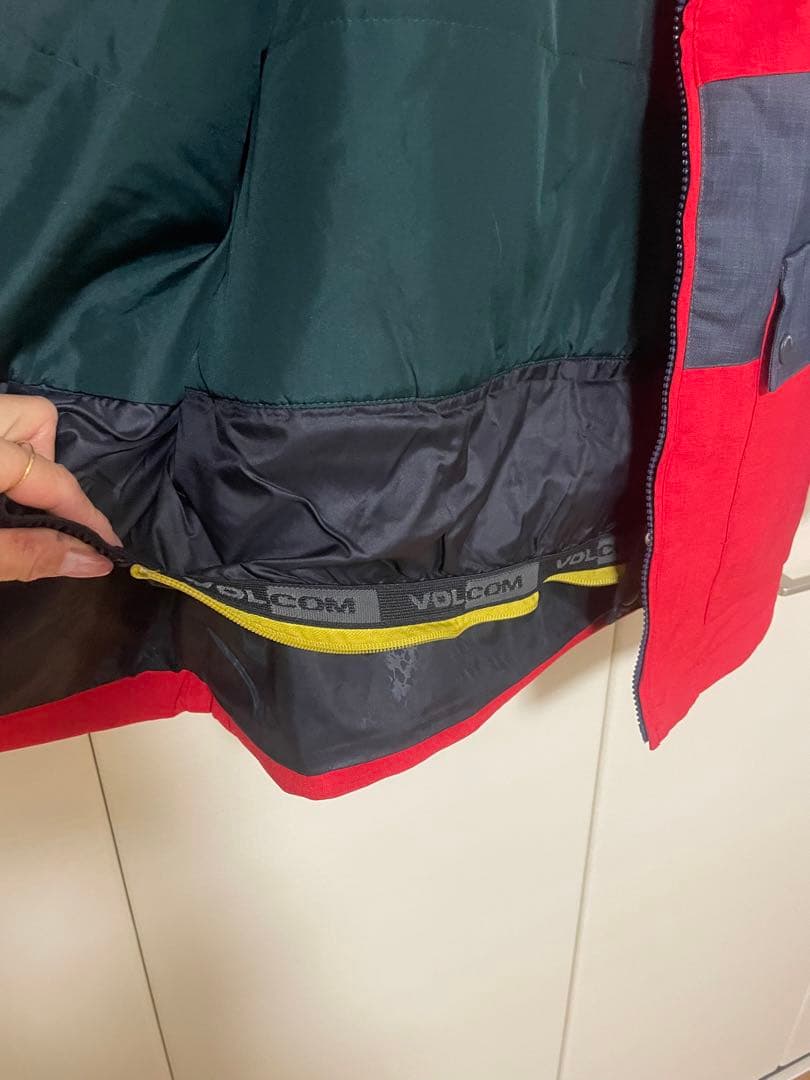 ボルコム　ウエア　スノーボード　スキー　キッズ　　　XL 160