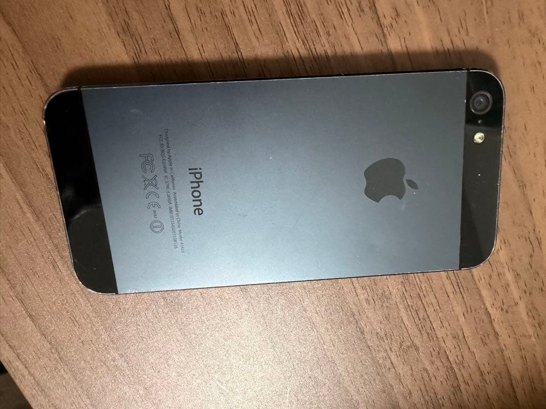 Apple iPhone 5 ブラック