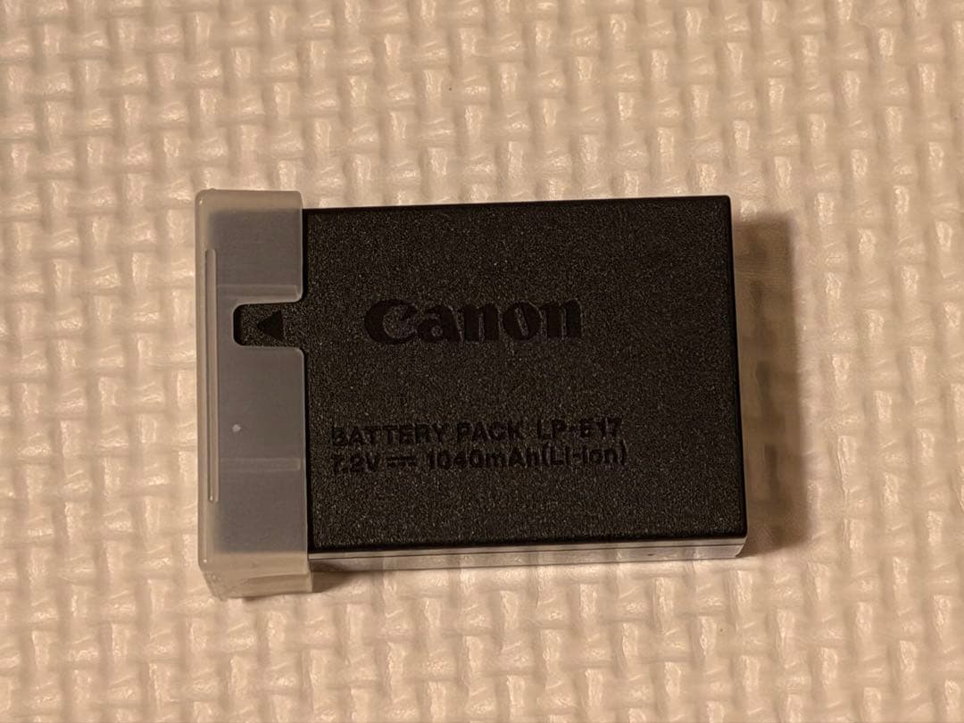 【最終値下げ】CanonKiss X8i+50mmF1.8+24mmF2.8