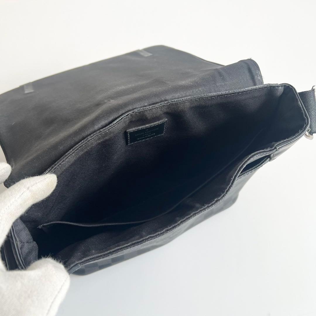 バッグ LOUIS VUITTON DISTRICT LOGO SHOULDER BAG