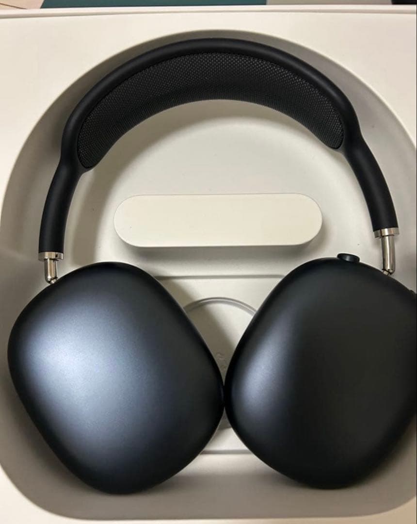 ブルートゥースヘッドホン AirPods Max(USB-C) ミッドナイト