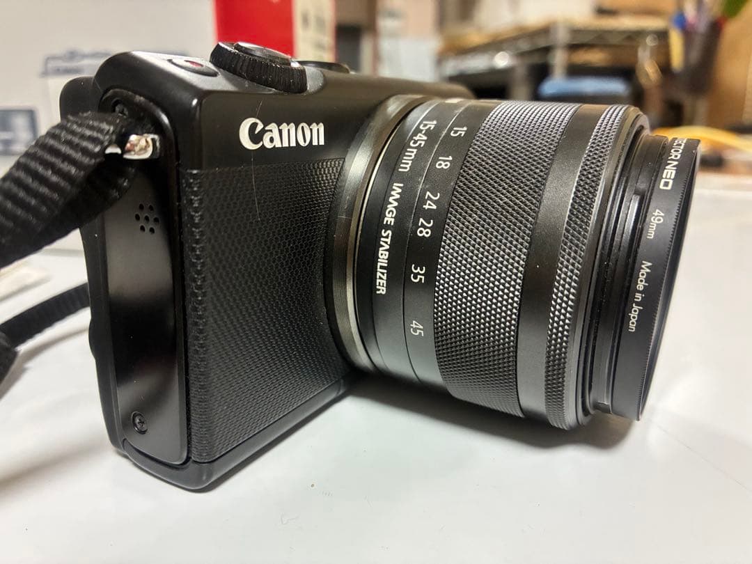Canon EOS M100 ミラーレス一眼