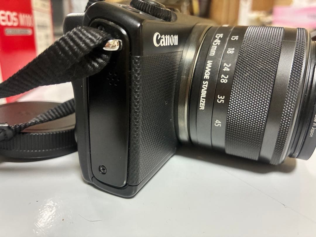 Canon EOS M100 ミラーレス一眼