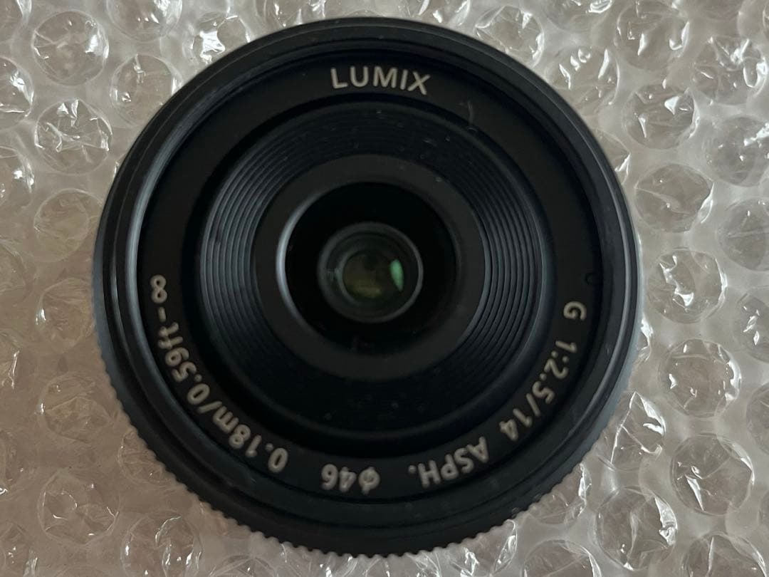 LUMIX G 14mmF2.5 パンケーキレンズ