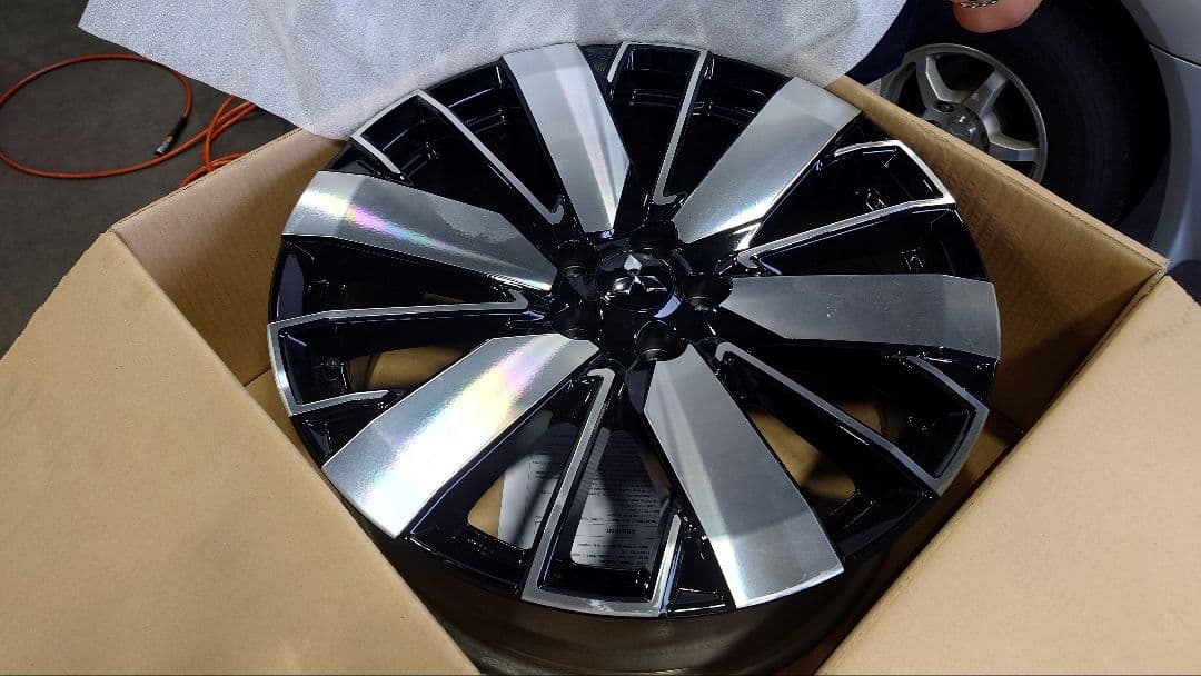 赤*宏様 20インチ アルミホイール アウトランダーPHEV 4本 ENKEI