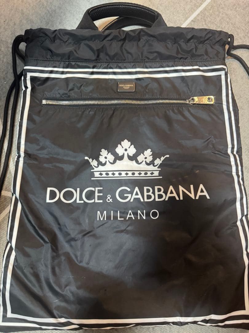 DOLCE & GABBANA ブラックバックパック