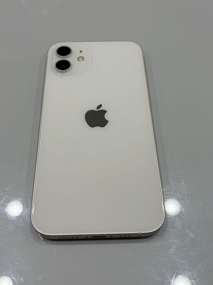 iPhone12 128GB ホワイト ★傷なし★ SIMフリー 充電良好