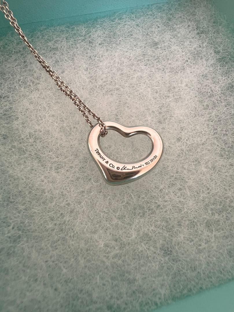 Tiffany オープンハートネックレス（保証書付）とk18のハートのセット