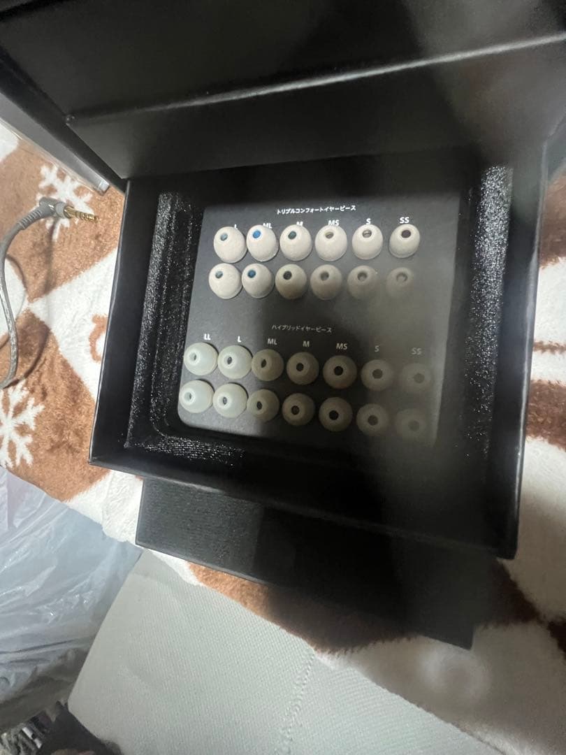 イヤホン SONY IER-Z1R SILVER