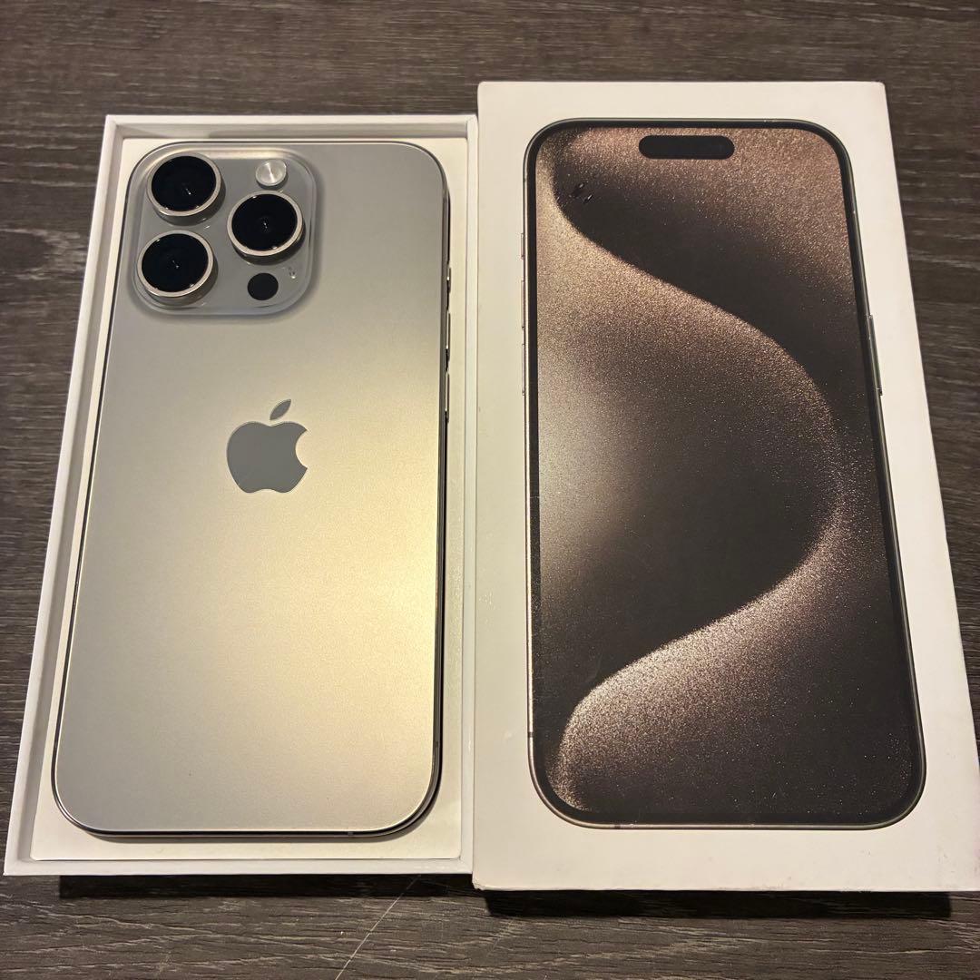 iPhone15 pro 本体　128GB ナチュラルチタニウム