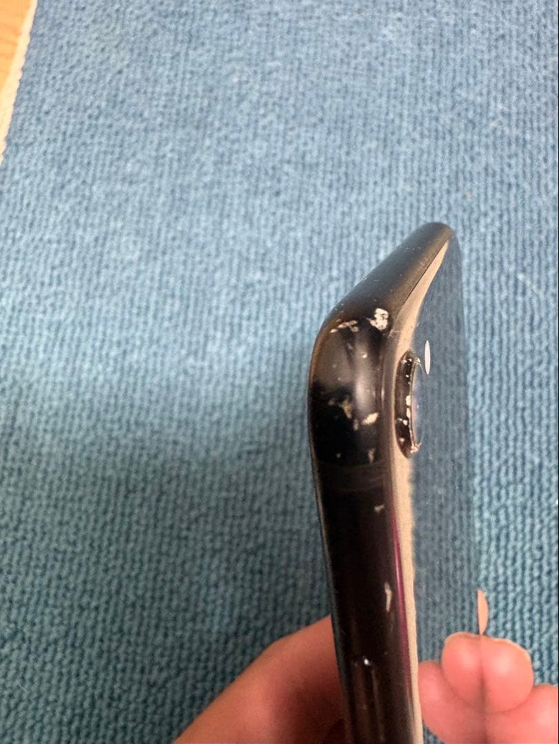 iPhone SE 第2世代128GB 本体