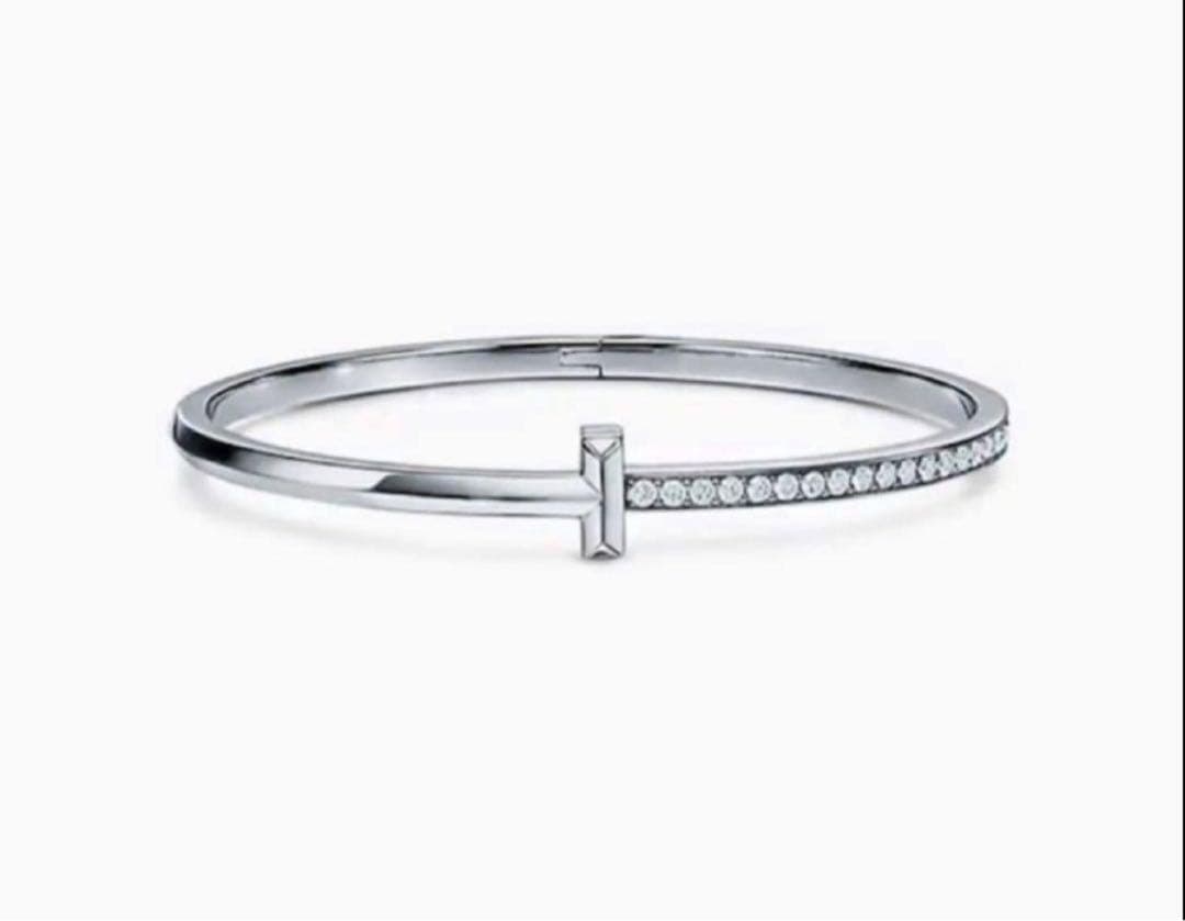 【⭐︎超希少‼︎ラスト1点⭐︎】オープンバングル　ブレスレット　シルバー　石あり