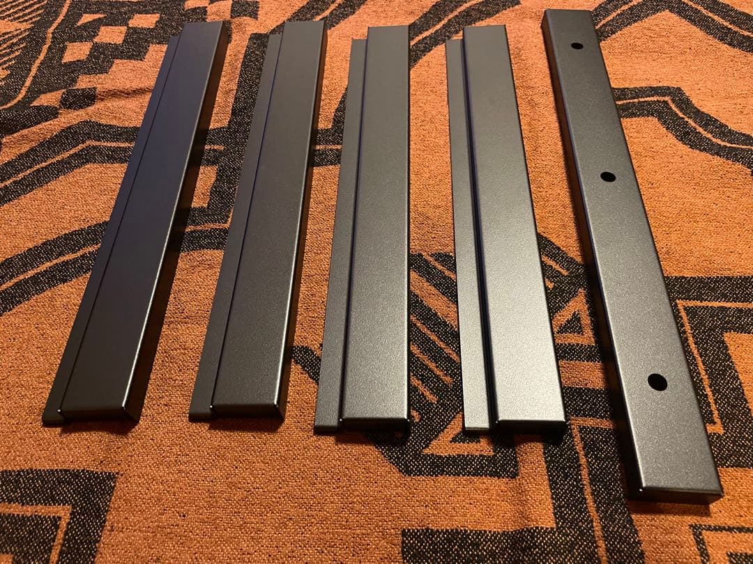 テーブル・チェア・ハンモック TSURAICHI KUROWAKU