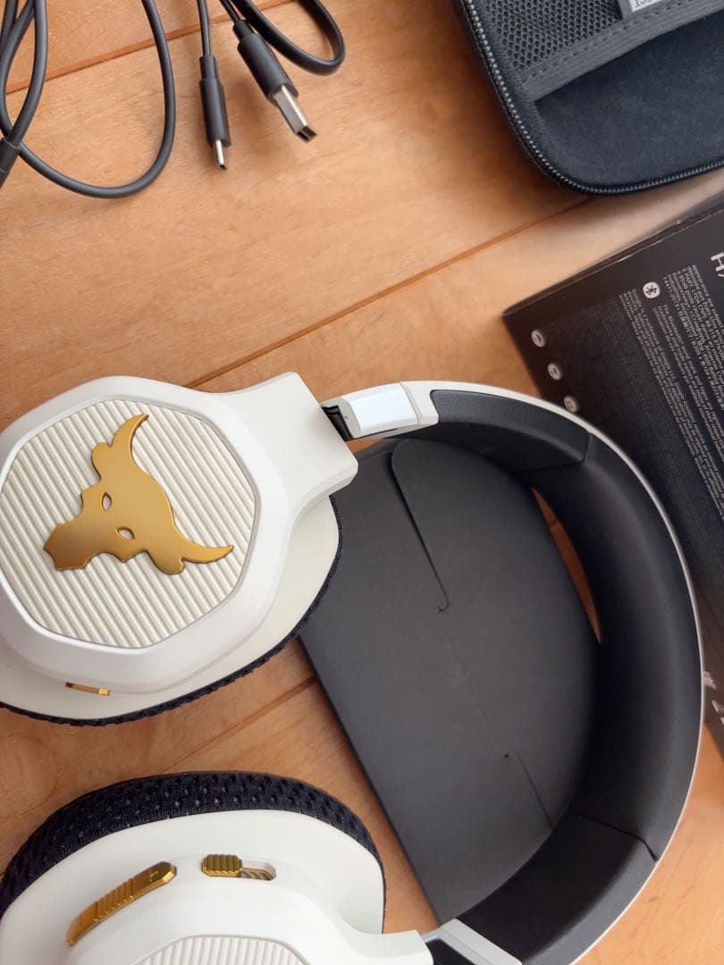 UAプロジェクトロック オーバーイヤートレーニングヘッドホン