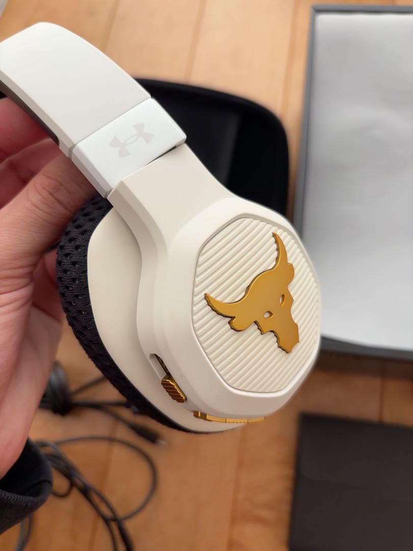 UAプロジェクトロック オーバーイヤートレーニングヘッドホン