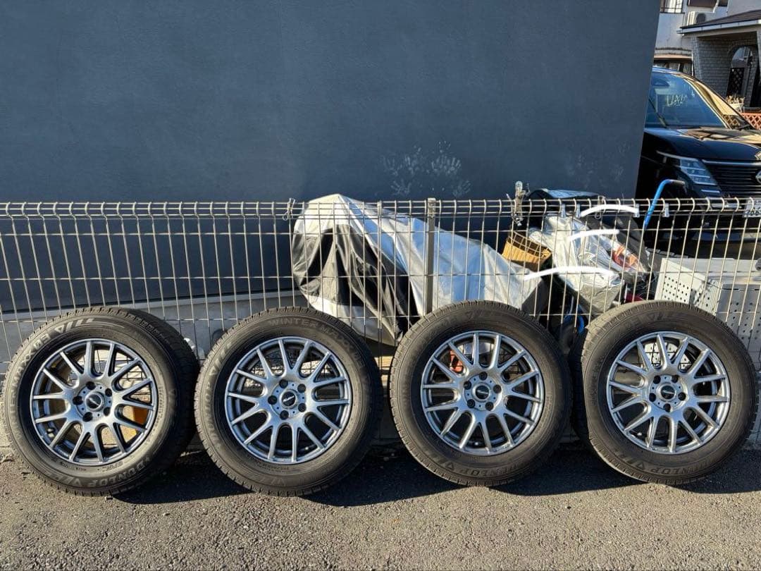 DUNLOP WINTER MAXX 16インチスタッドレスタイヤ４本セット