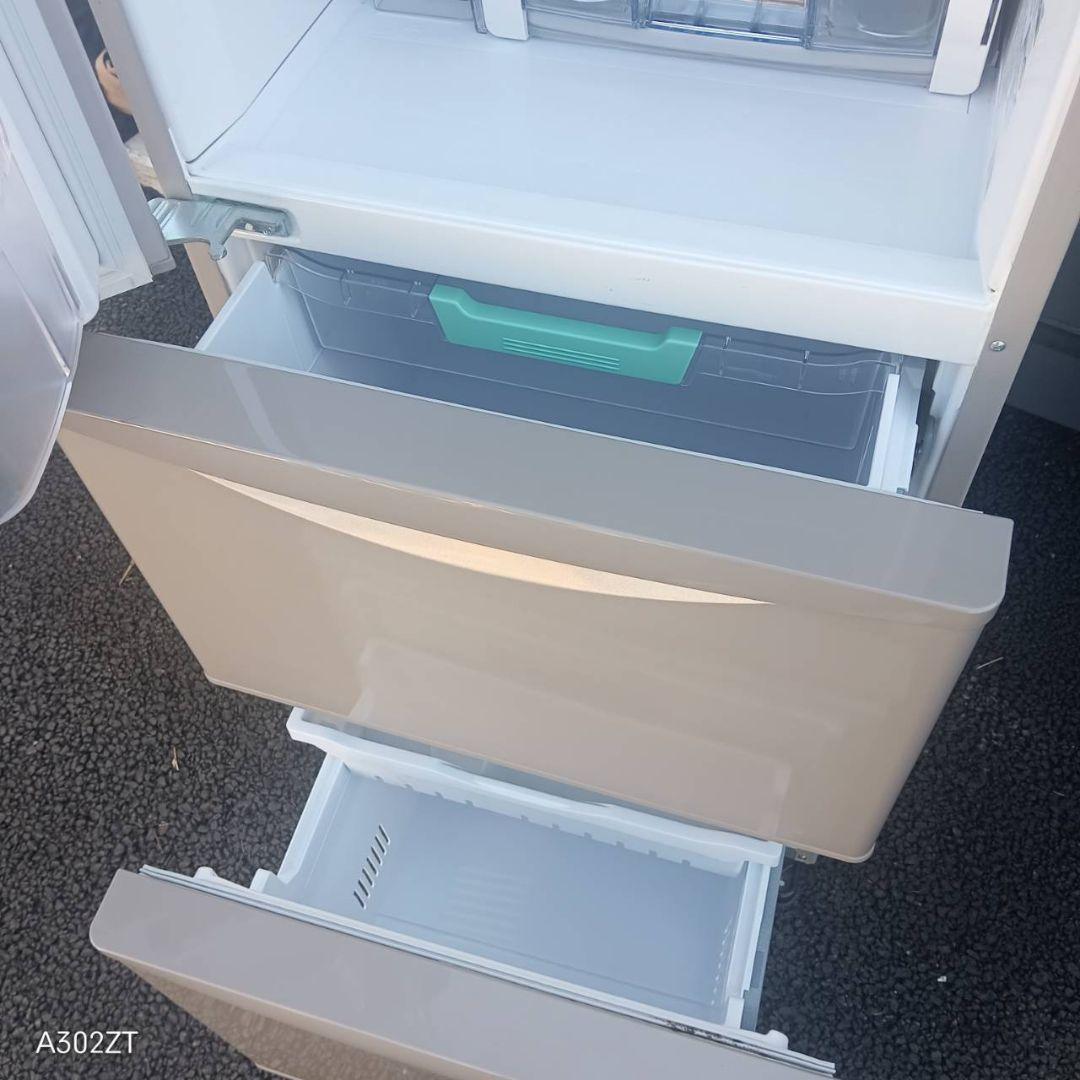 C05D8 送料設置無料　日立人気モデル　自動製氷機能付き　大型冷蔵庫　315L