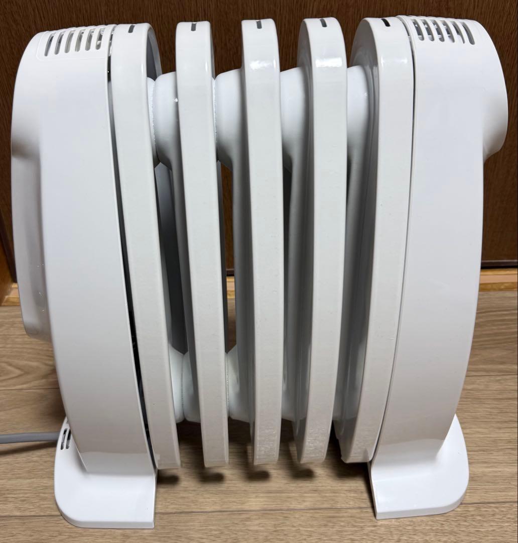 デロンギ オイルヒーター NJ0505E 2～3畳 ピュアホワイト×ブラック