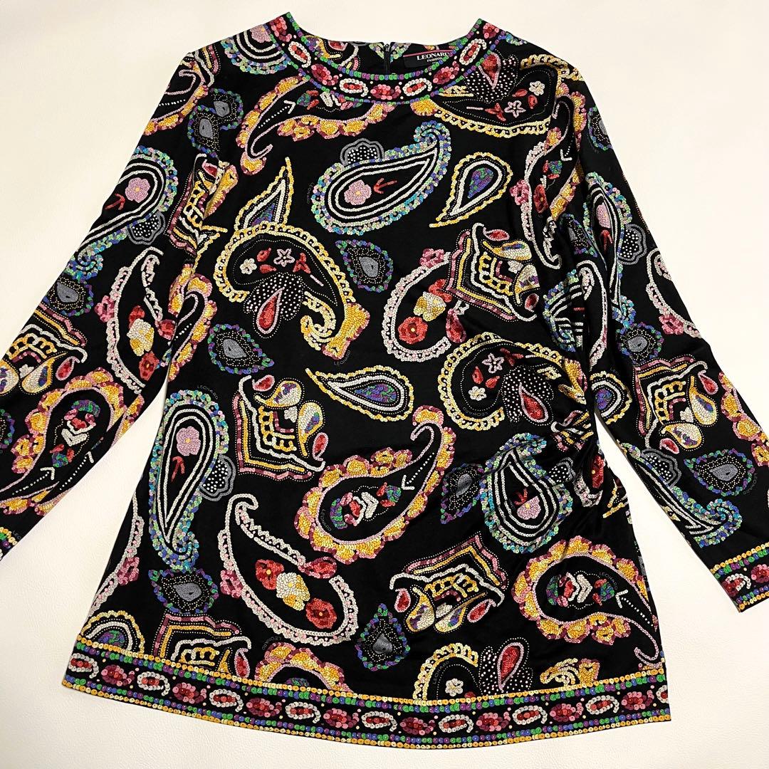 大きいサイズ レオナール シルク混 チュニックカットソー ペイズリー柄 LL