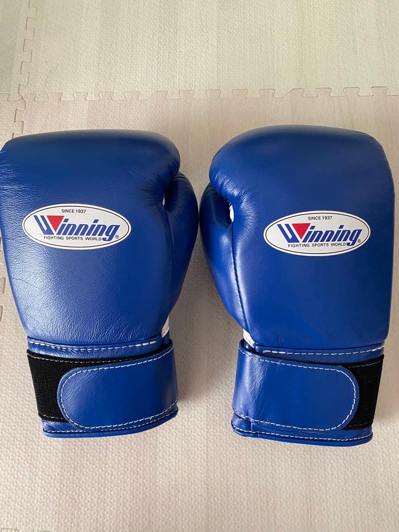 ウイニング　winning ボクシンググローブ　８オンス　ブルー　新品未使用