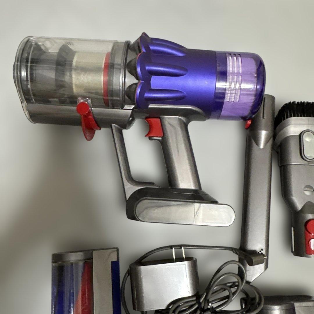 ダイソン　SV18 digital slim