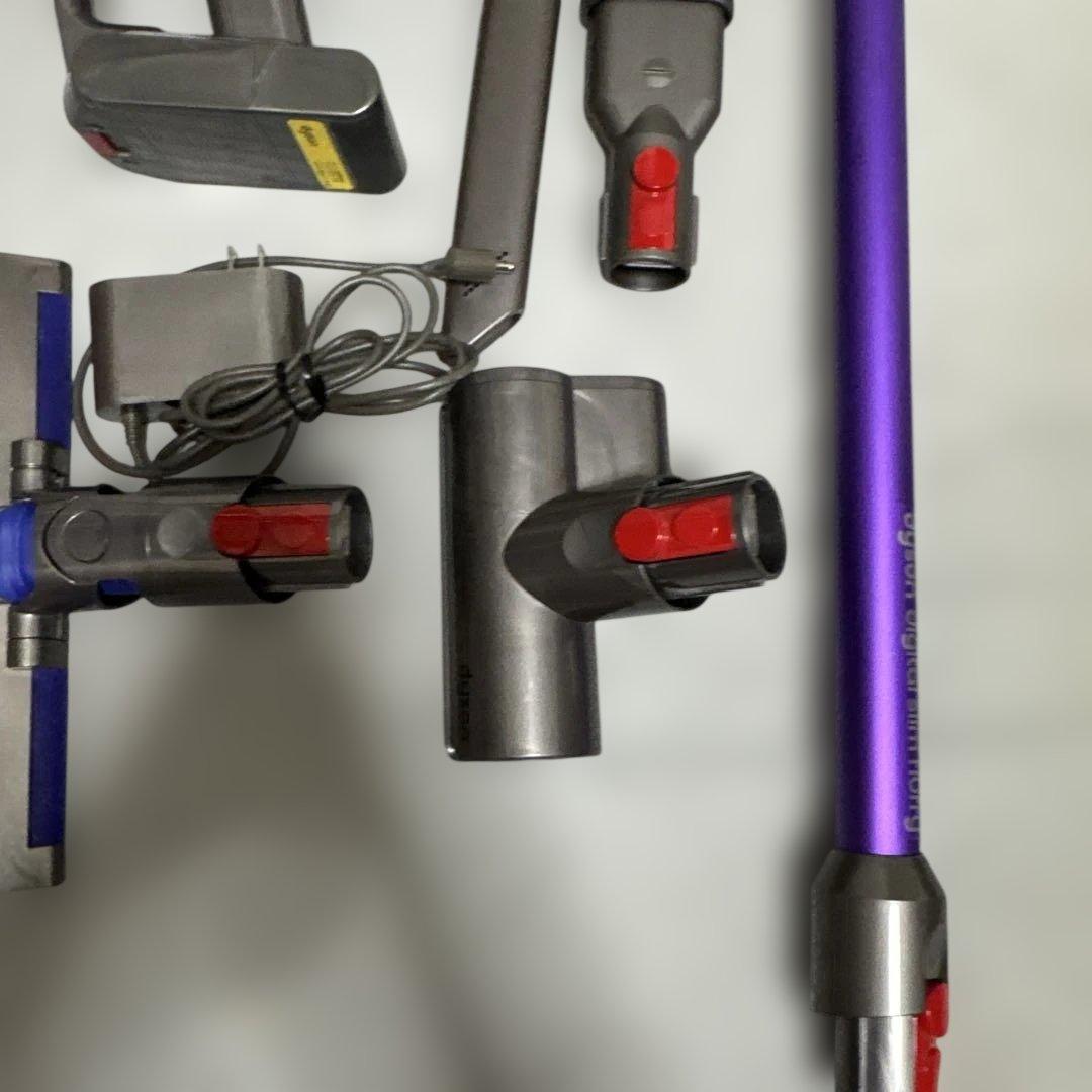 ダイソン　SV18 digital slim