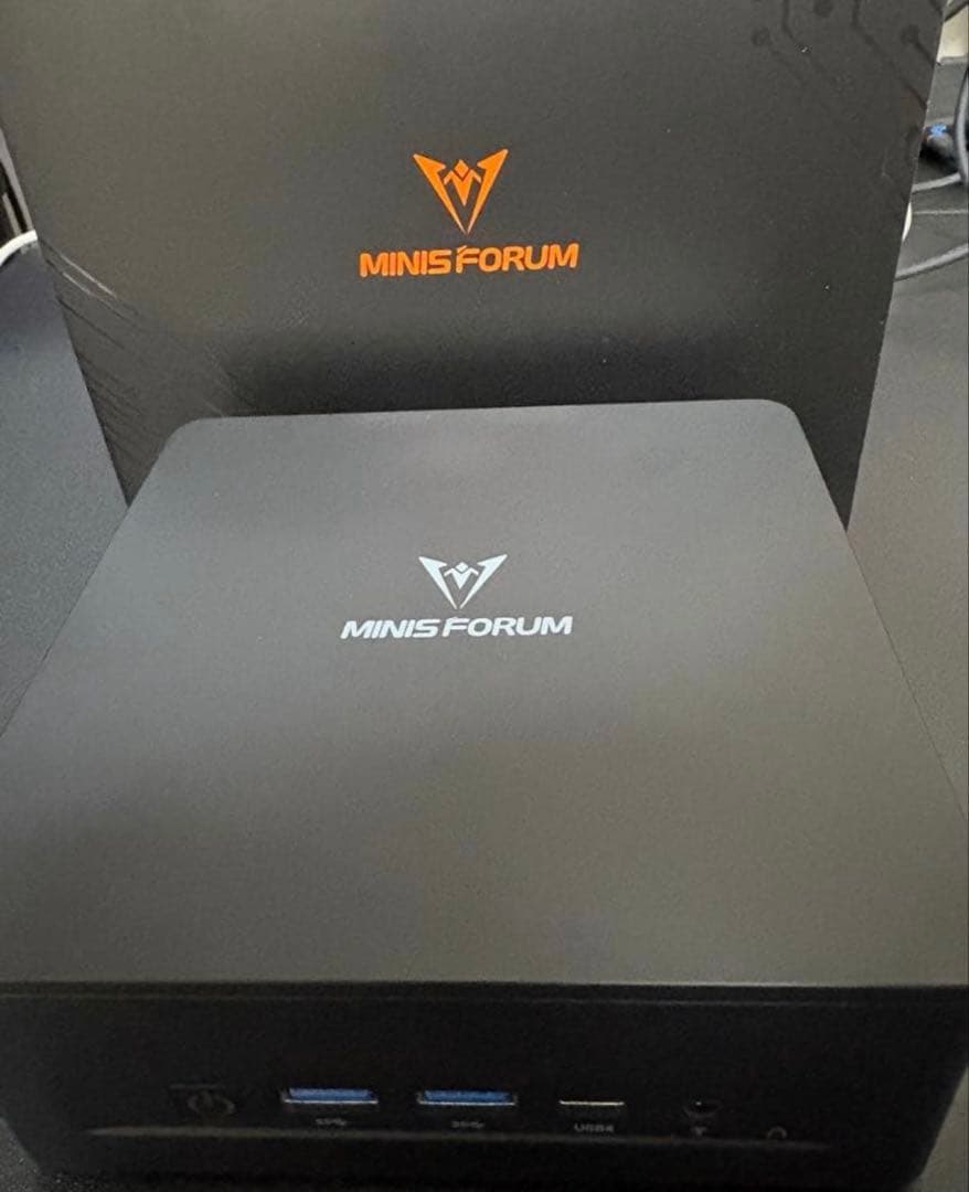 MINISFORUM UM690 ミニPC