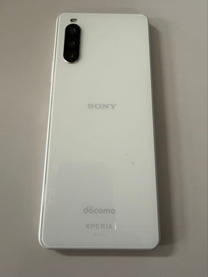 Xperia10 SO-41A SONY SIMフリー　ホワイト本体のみ