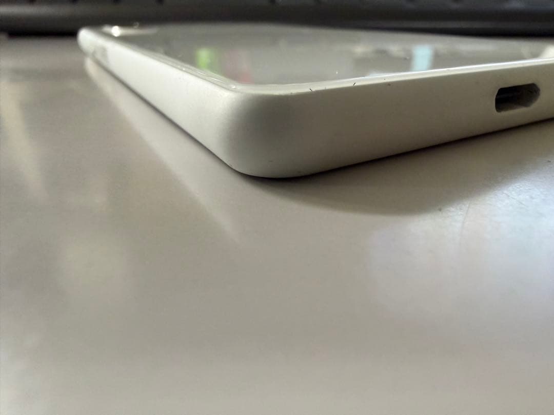 Xperia10 SO-41A SONY SIMフリー　ホワイト本体のみ