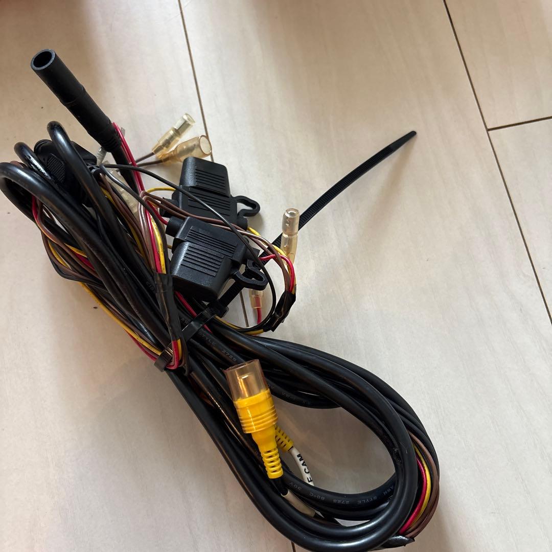 ALPINE DVR-C02W ドライブレコーダー　アルパイン　ハイエース4型後