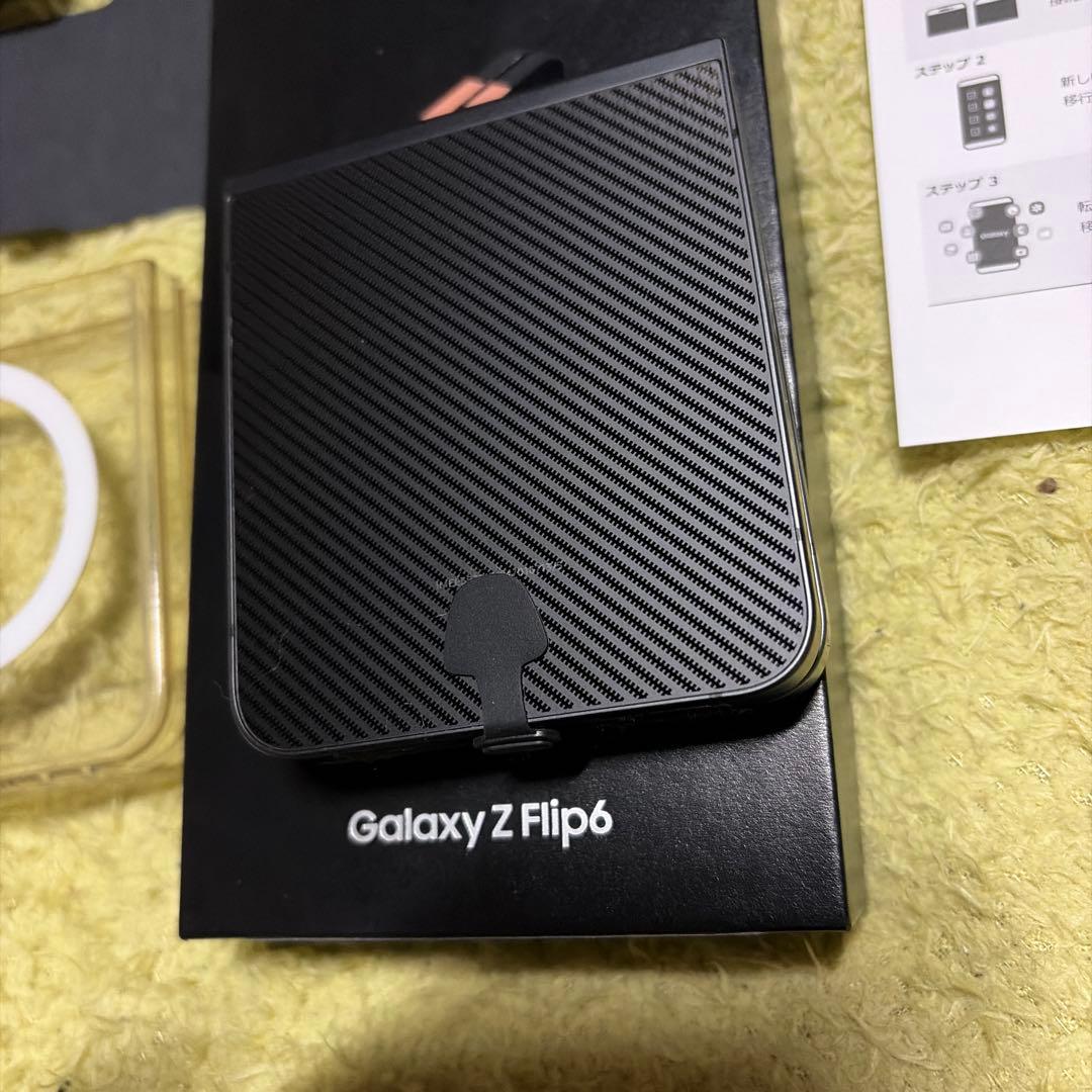 国内版 Galaxy flip6 本体 限定カラー 保護ケース付
