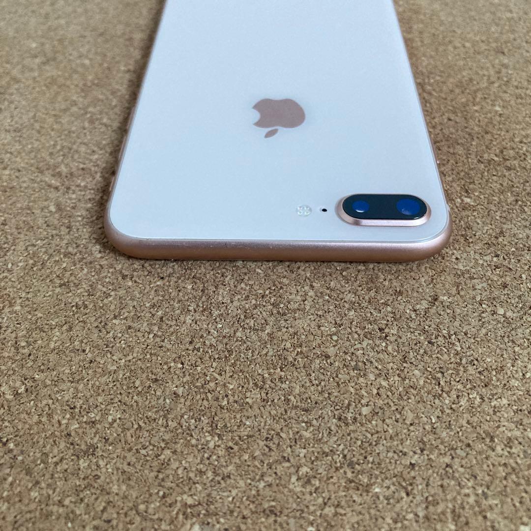 4064 美品☆電池新品☆iPhone8Plus 64GB SIMフリー☆