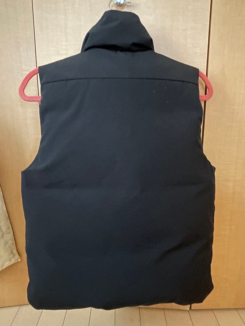 カナダグース ダウンベスト MONTREAL モントリオール