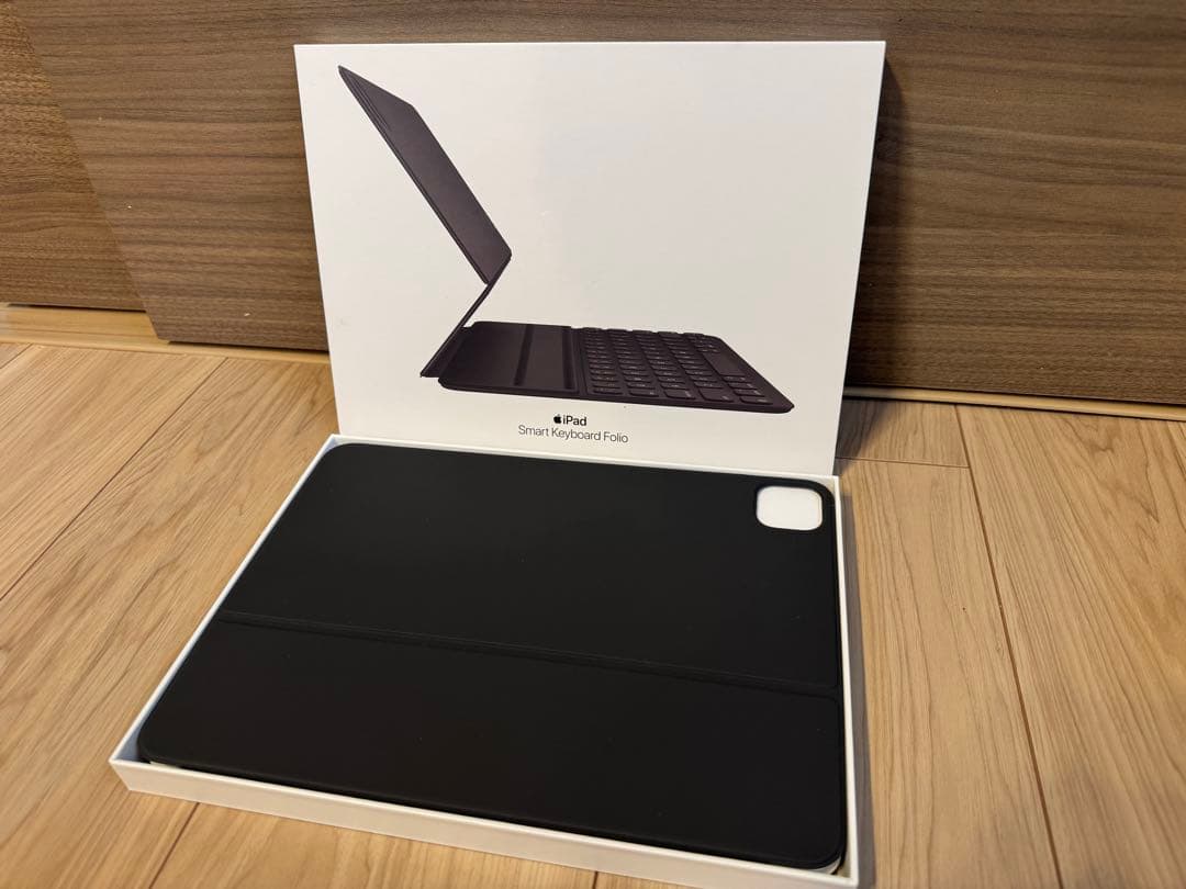 極美品 Apple Smart Keyboard Folio 11インチ 純正品