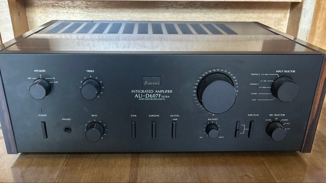 サンスイ　Sansui AD-D607F アンプ