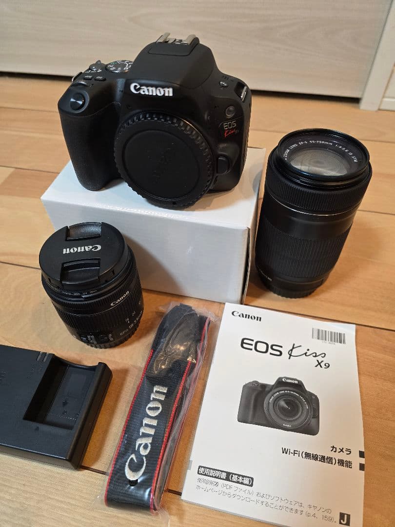 Canon EOS Kiss X9 ダブルズームキット
