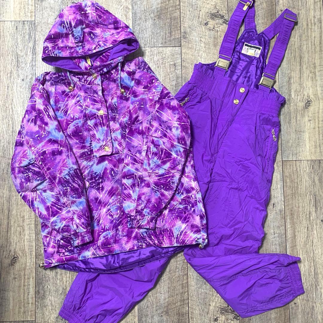 【美品】スキーウェア　スノボウェア 上下セットアップ150㎝ 女の子