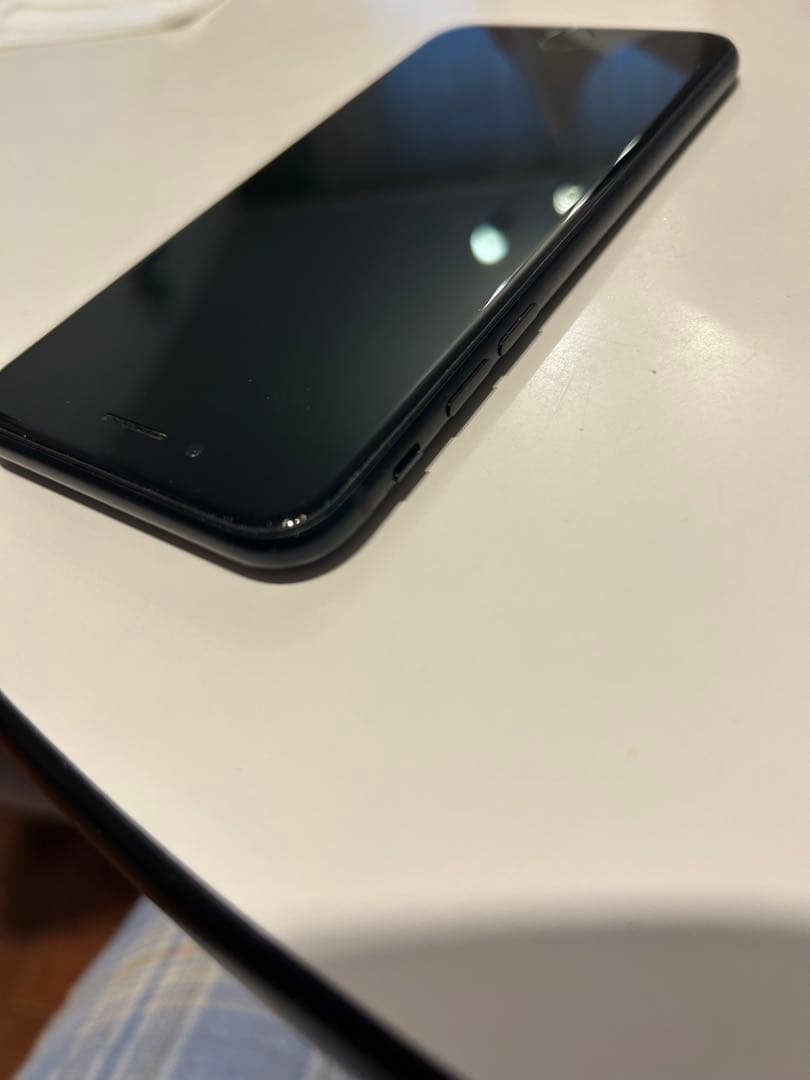 iPhone SE 第3世代 64GB SIMフリー ミッドナイト（黒系）